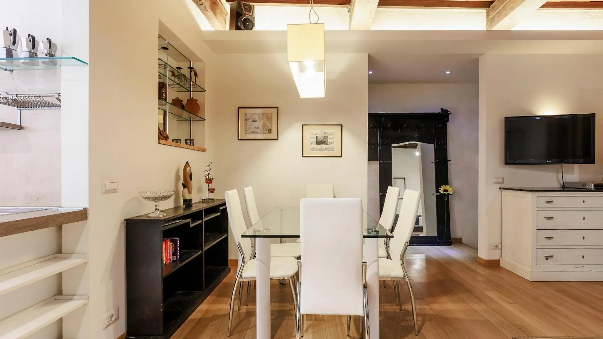 Apartament Santa Maria Novella Elegant Florencja 0*,  Włochy