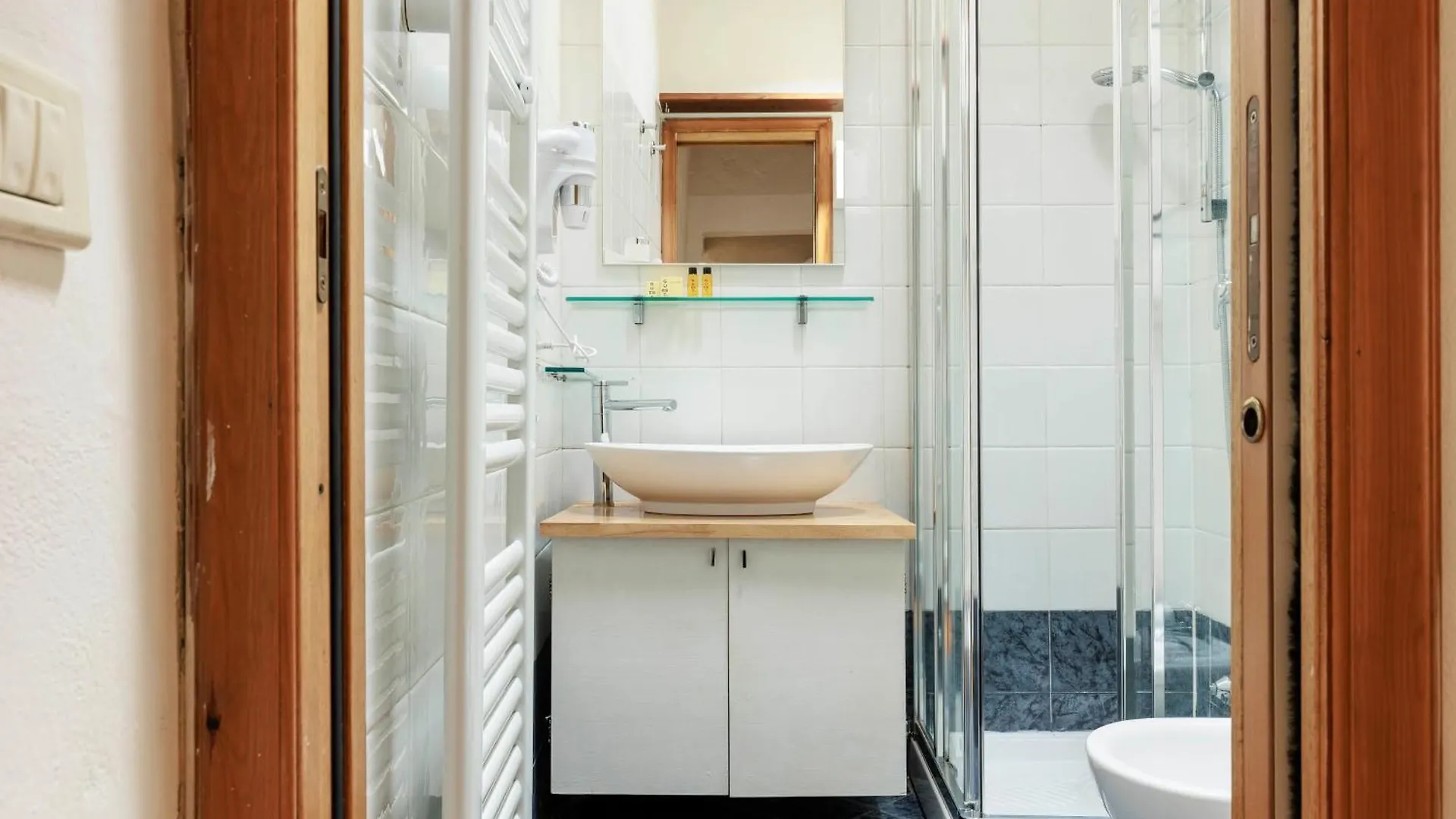 Santa Maria Novella Elegant Apartment Florence Italy