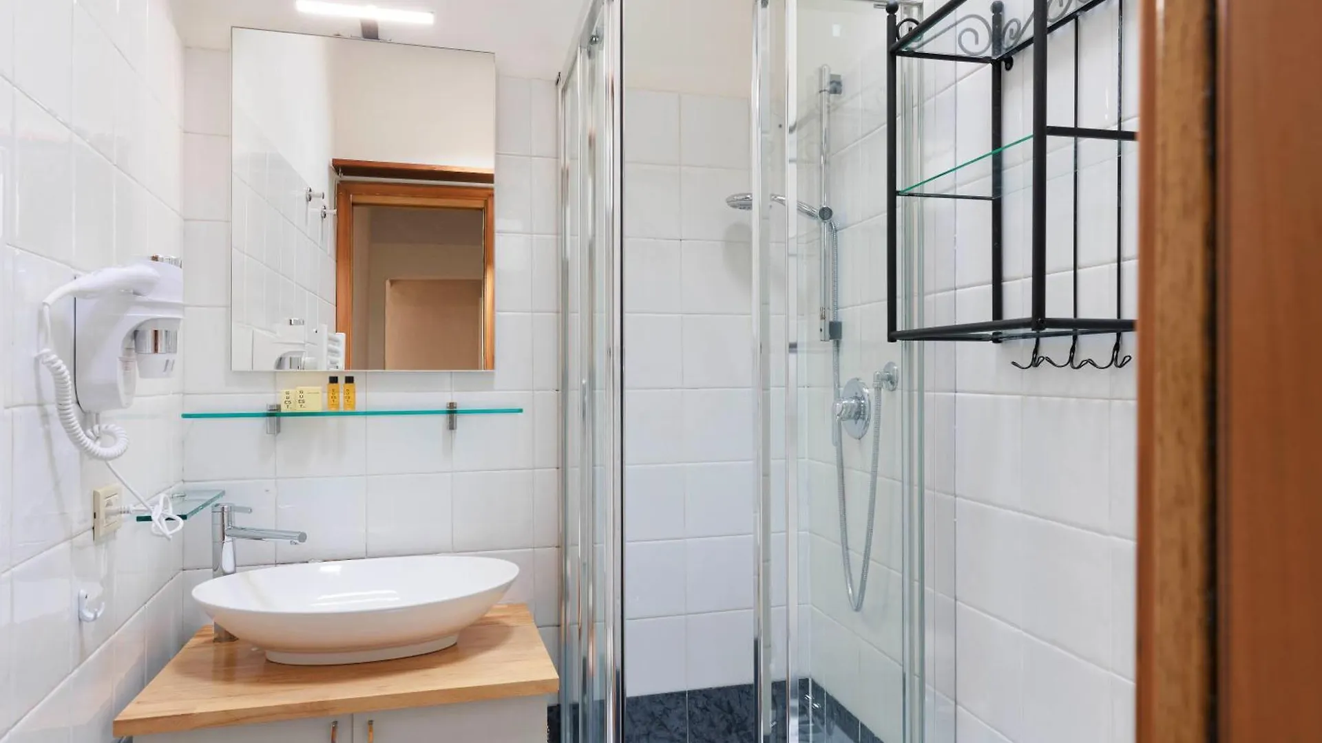 Santa Maria Novella Elegant Apartment Florence